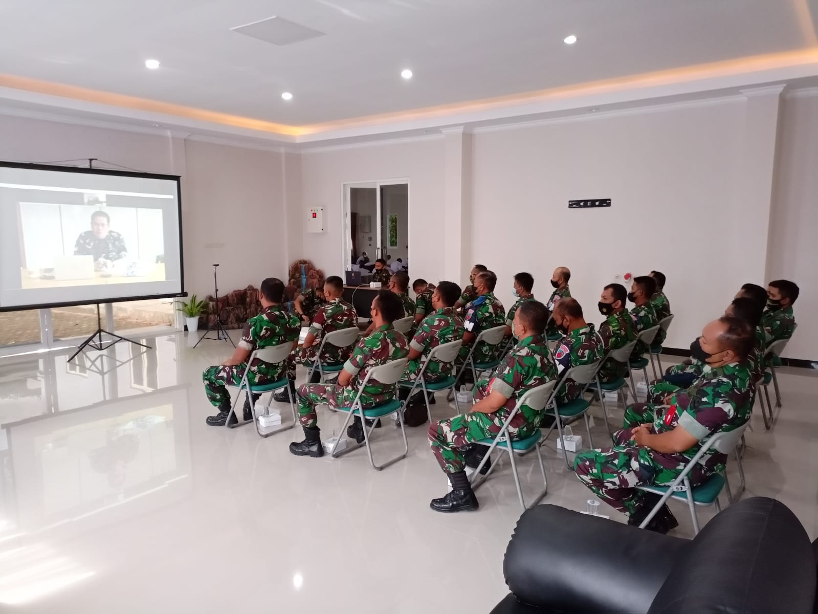Lanud Muljono Ikuti Giat Penerangan Langsung Dispenau