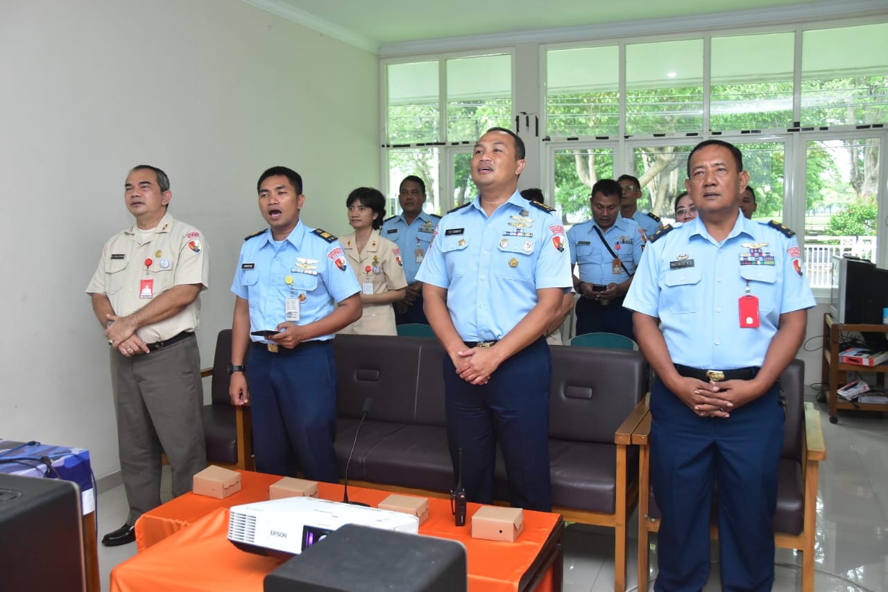 Umat Kristen dan Khatolik Lanud Muljono Ikuti Ibadah dan Perayaan Natal Mabesau