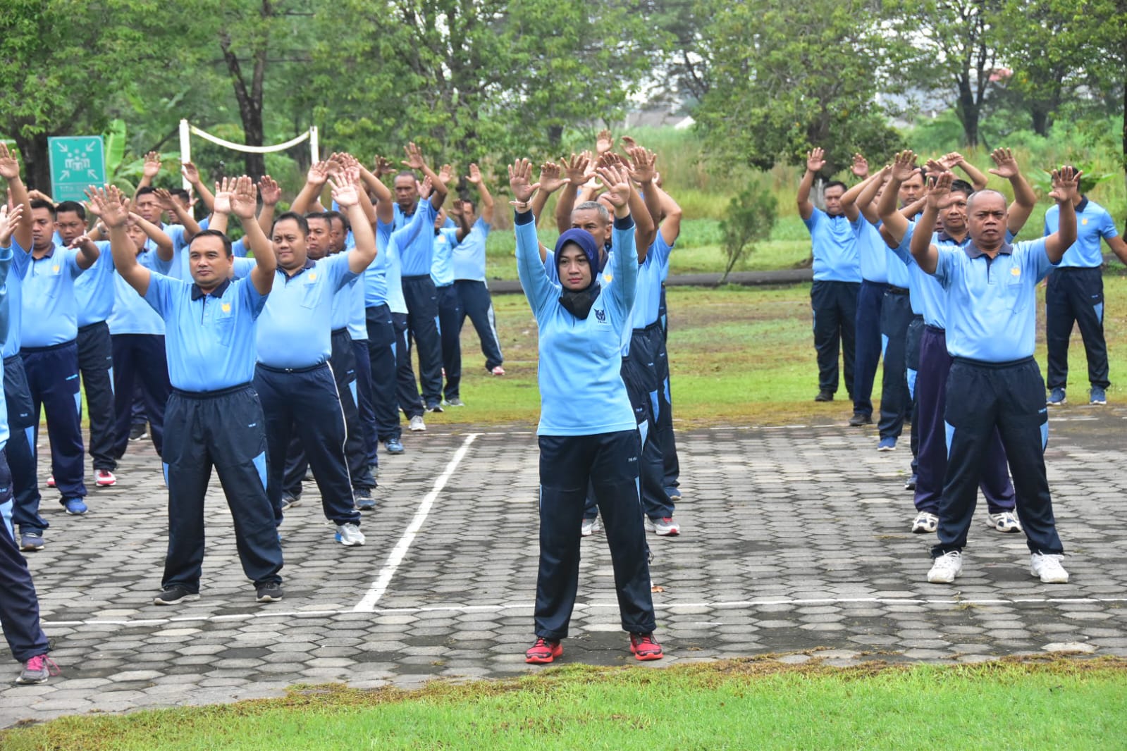 Jaga Kebugaran, Segenap Personil Lanud Muljono Laksanakan Senam Kesegaran Jasmani 88