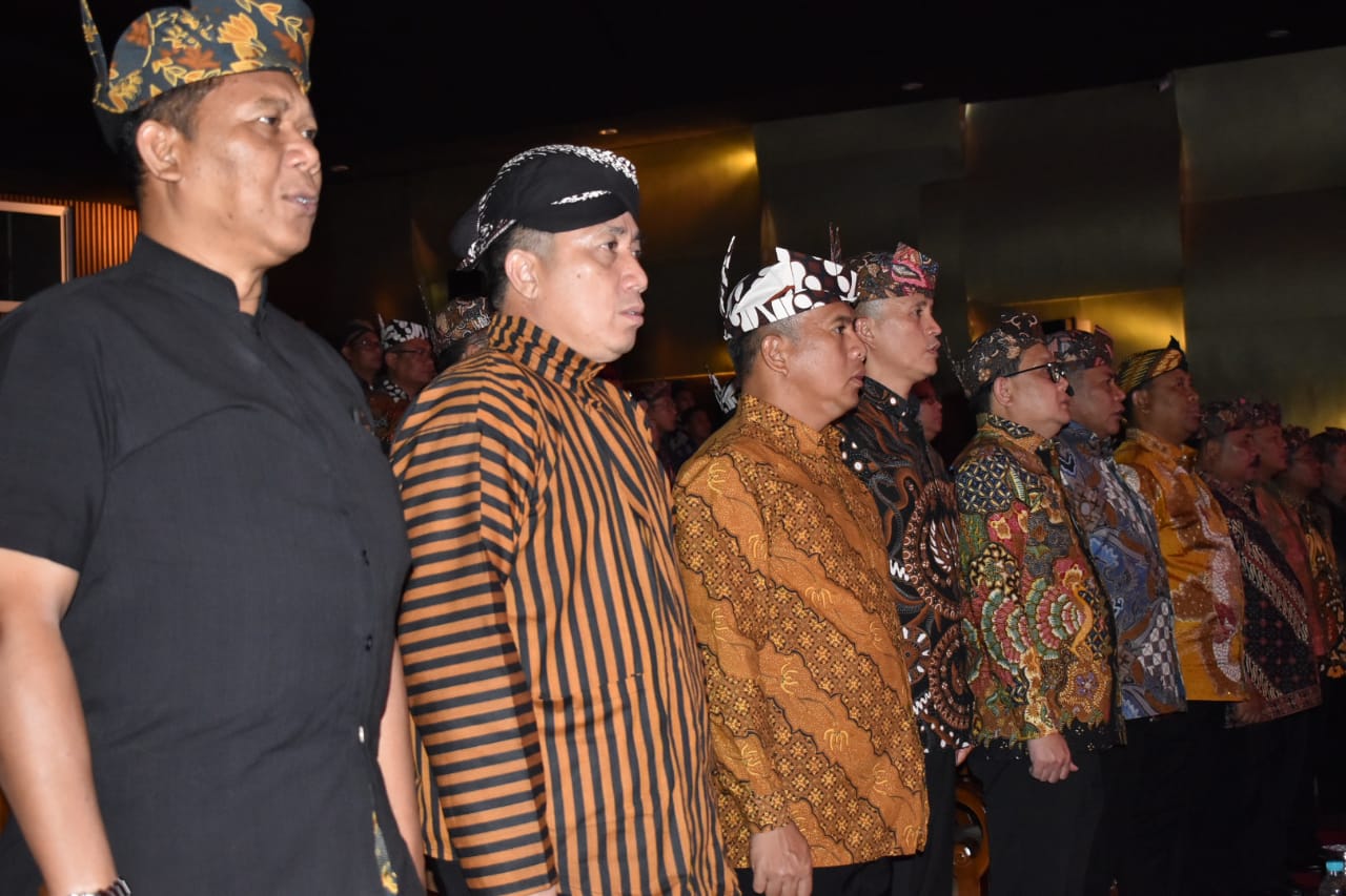 Danlanud Muljono Surabaya Hadiri Ludruk HUT Bhayangkara ke-77