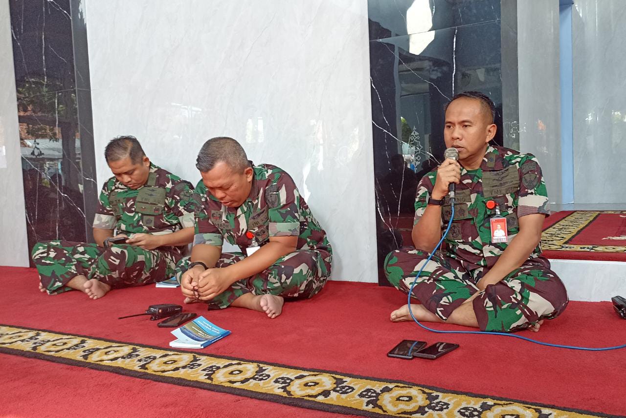 Segenap Umat Muslim Lanud Muljono Laksanakan Shalat Dhuha dan Yasinan Bersama
