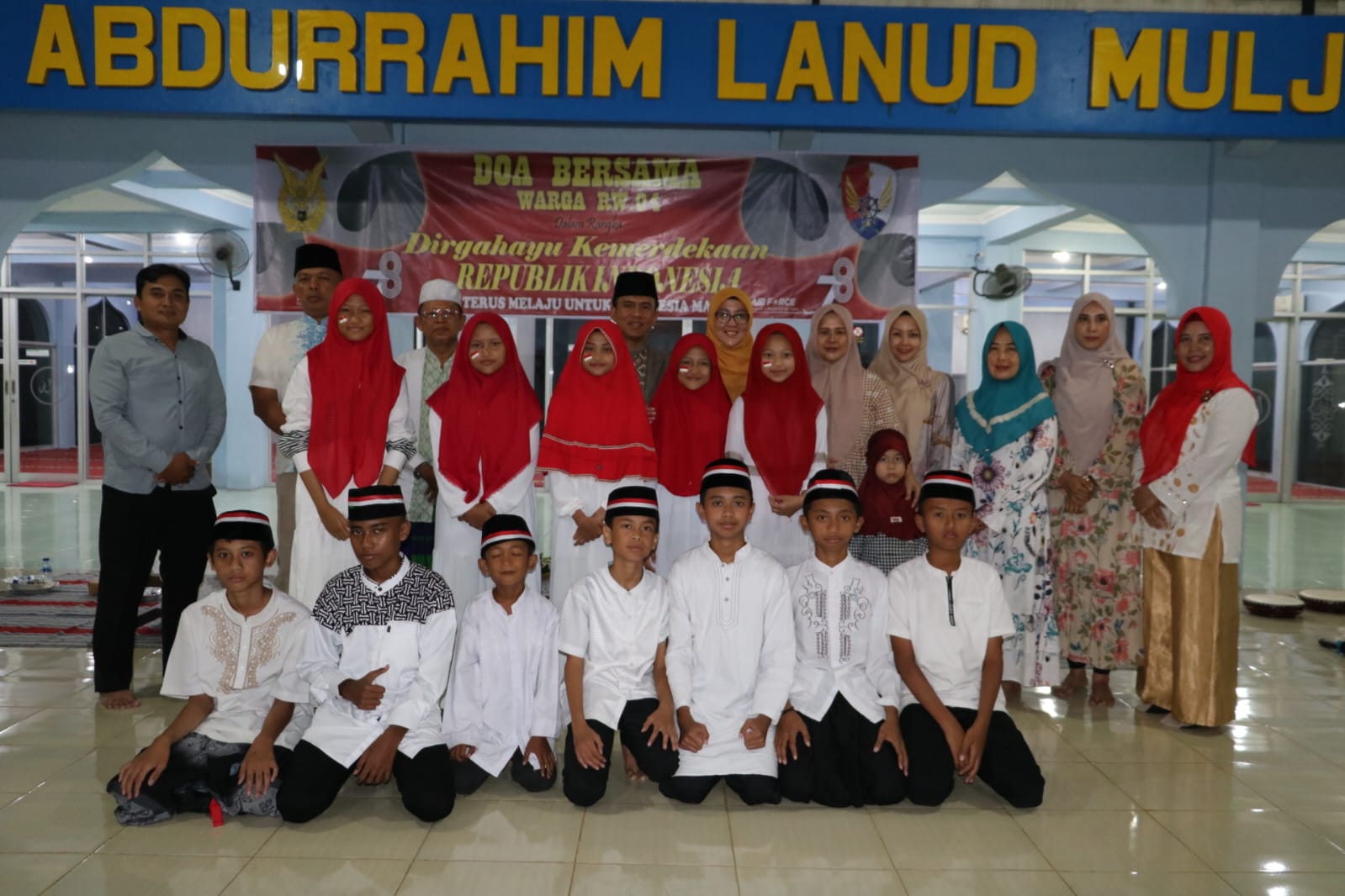 Doa Bersama HUT RI ke-78 Warga Lanud Muljono Surabaya