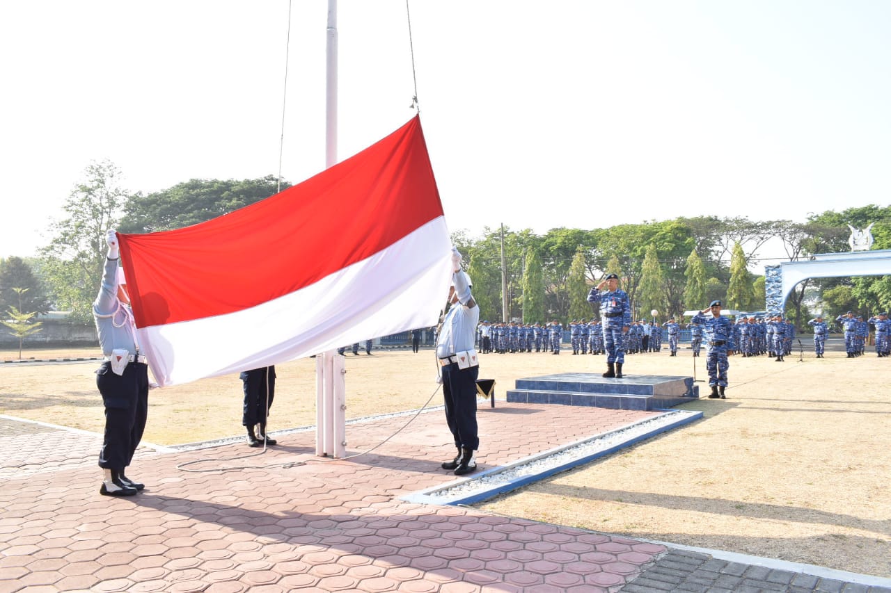 Kadisops Lanud Muljono Pimpin Upacara Bendera 17an, Panglima TNI:Tetap Jaga Netralitas TNI