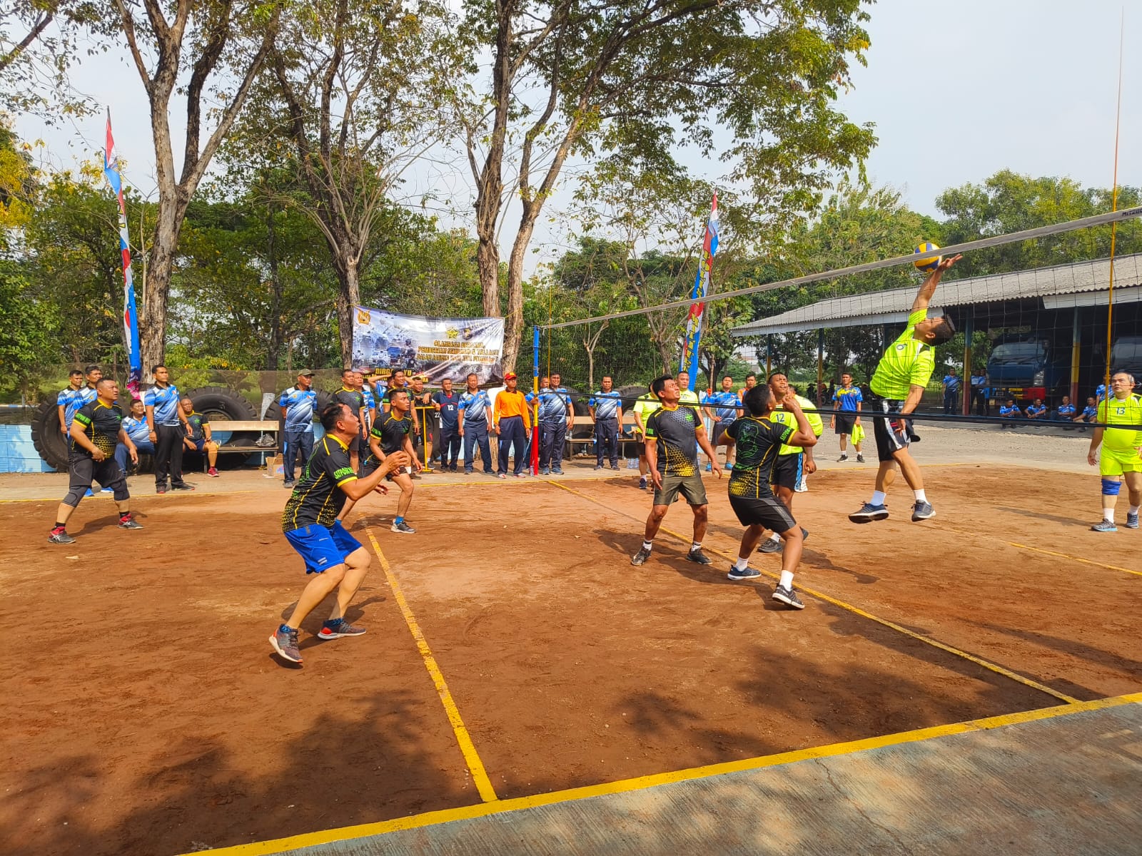 Sambut HUT Pomau ke-77, Satpomau Lanud Muljono Gelar Pertandingan Volley Antar Satuan