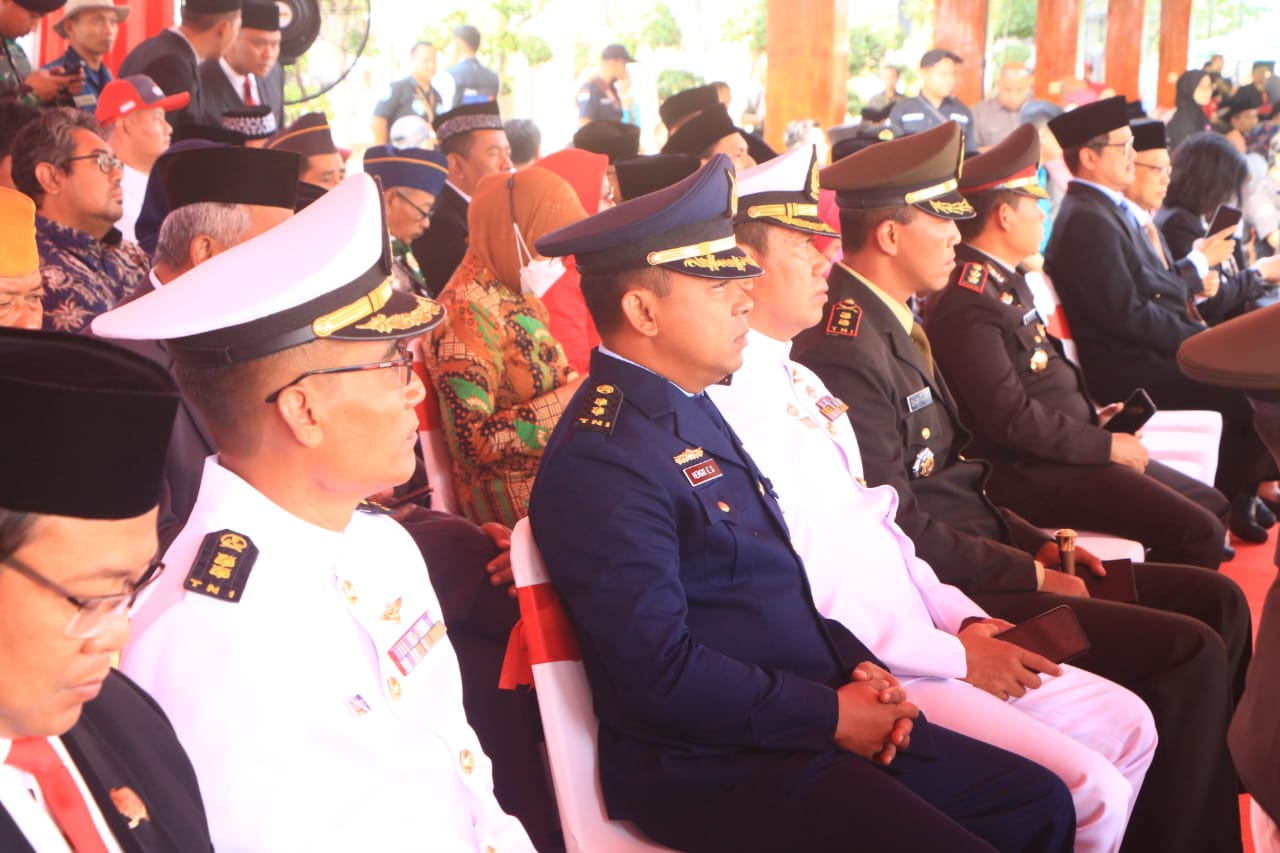 Kadislog Lanud Muljono Hadiri Upacara Peringatan Sumpah Pemuda ke-95 Tahun 2023 di  Blitar