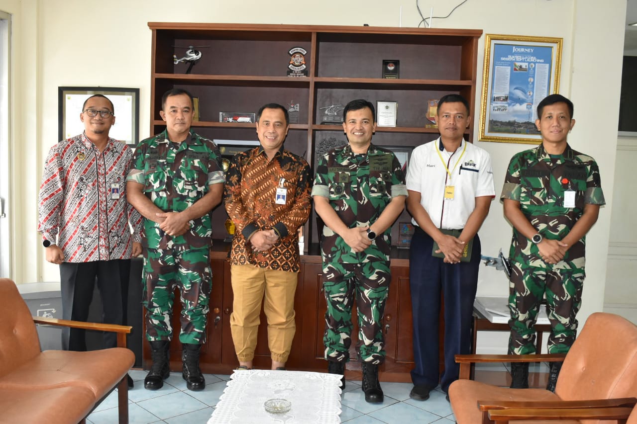 Komandan Lanud Muljono Terima Kunjungan Dari Poltekbang Surabaya