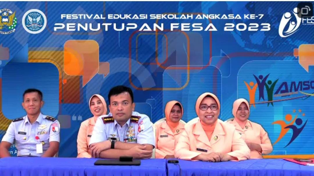 Danlanud Muljono Dan Ketua Yasarini Cabang Lanud Muljono Ikuti Penutupan Fesa