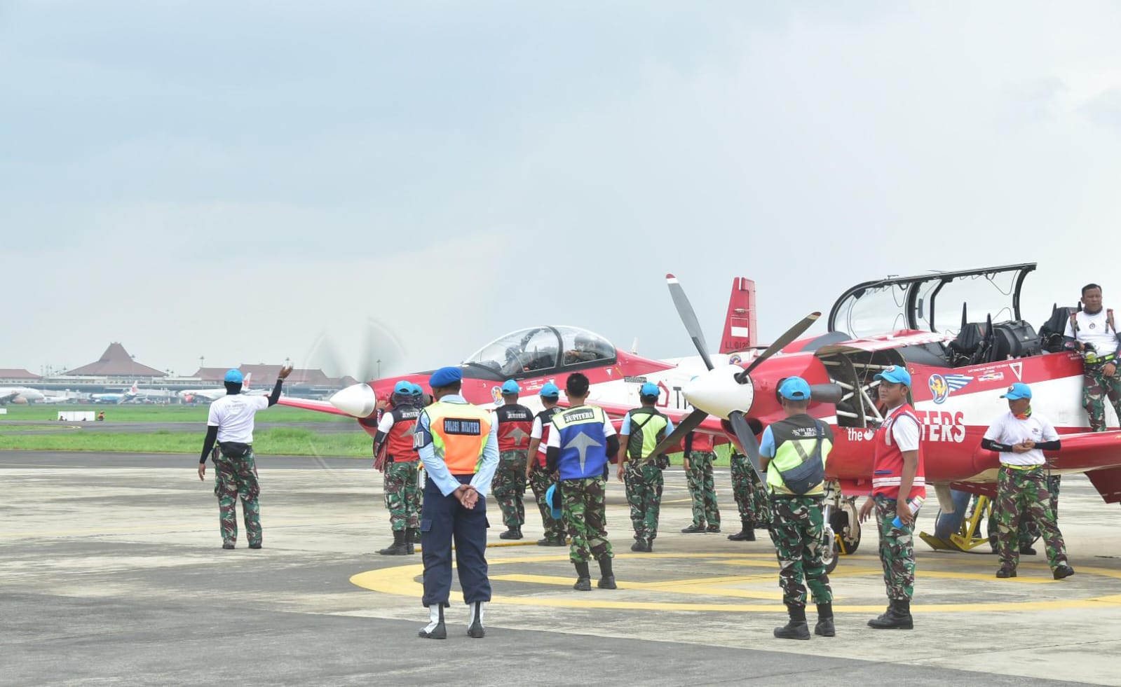 Dukung Penuh Latihan Navigasi Jarak Sedang Sekbang A-104, Danlanud Muljono Beserta Pejabat Tinjau Langsung Jalannya Latihan