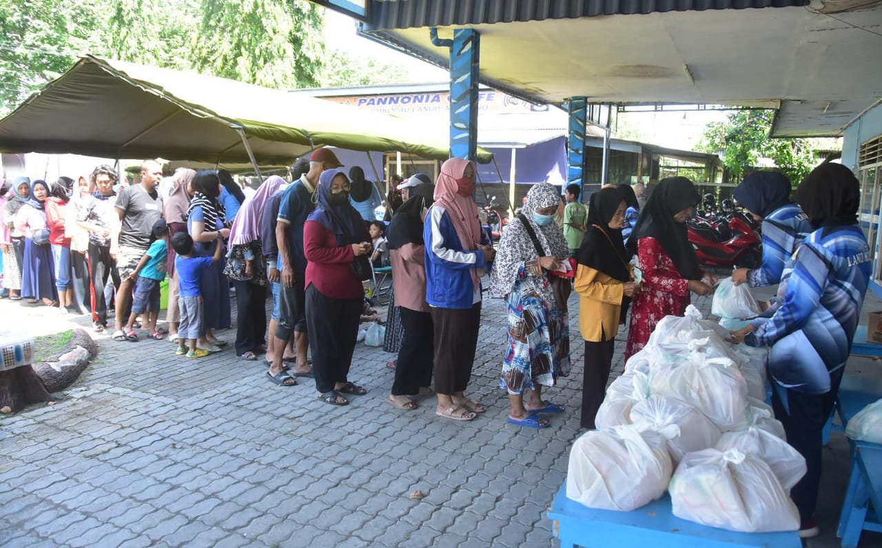 Lanud Muljono Gelar Bazar Murah Dalam Rangka HUT Ke-78 TNI Angkatan Udara